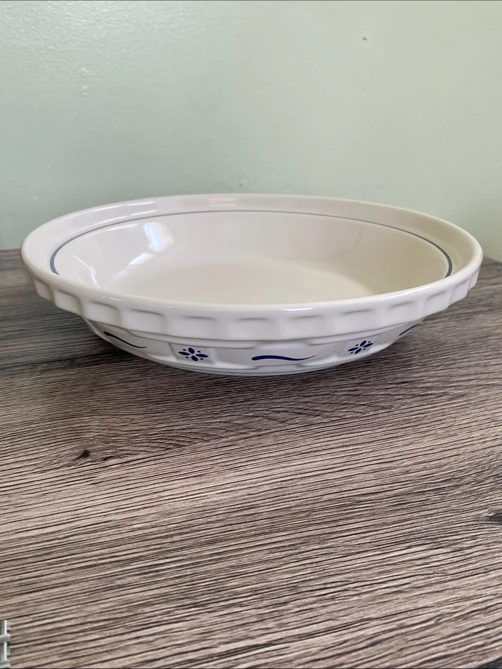 Longaberger Pottery Woven Traditions Heritage Blue 10 inch Pie Plate - Picture 1 of 8